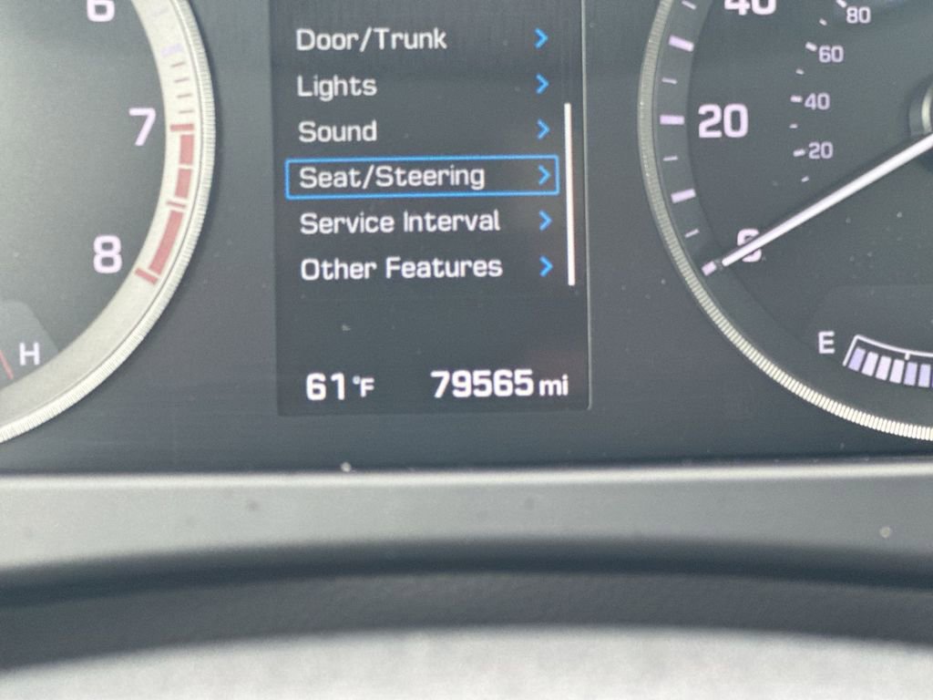 Used 2015 Hyundai Sonata Limited w/ Option Group 06 FWD image 13