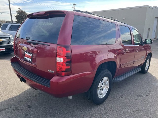 Used 2012 Chevrolet Suburban LT w/ Luxury Package image 3