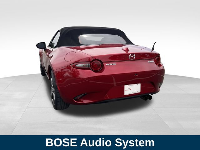 Used 2019 MAZDA MX-5 Miata Grand Touring RWD image 3