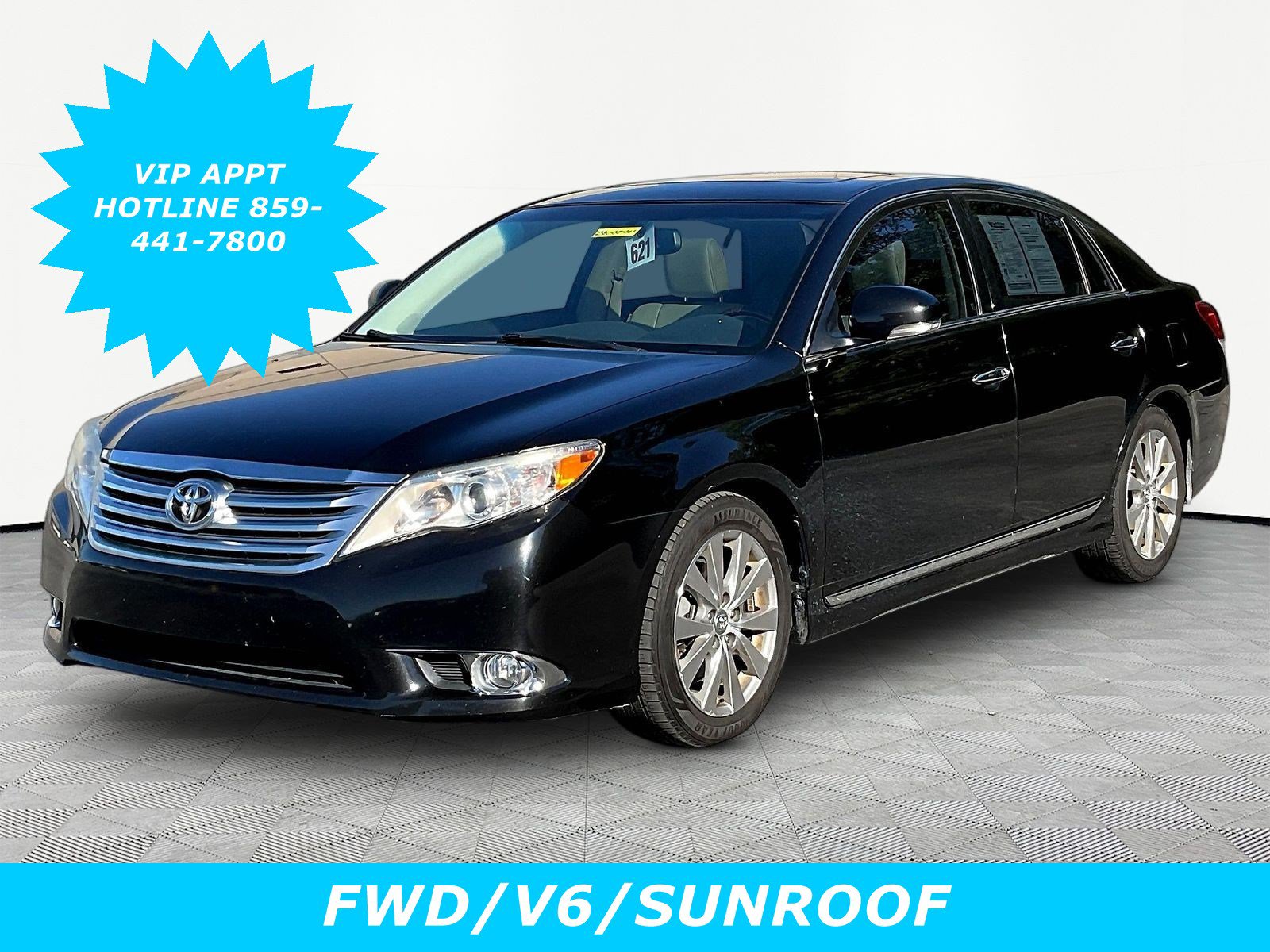 Used 2011 Toyota Avalon Limited FWD image 1