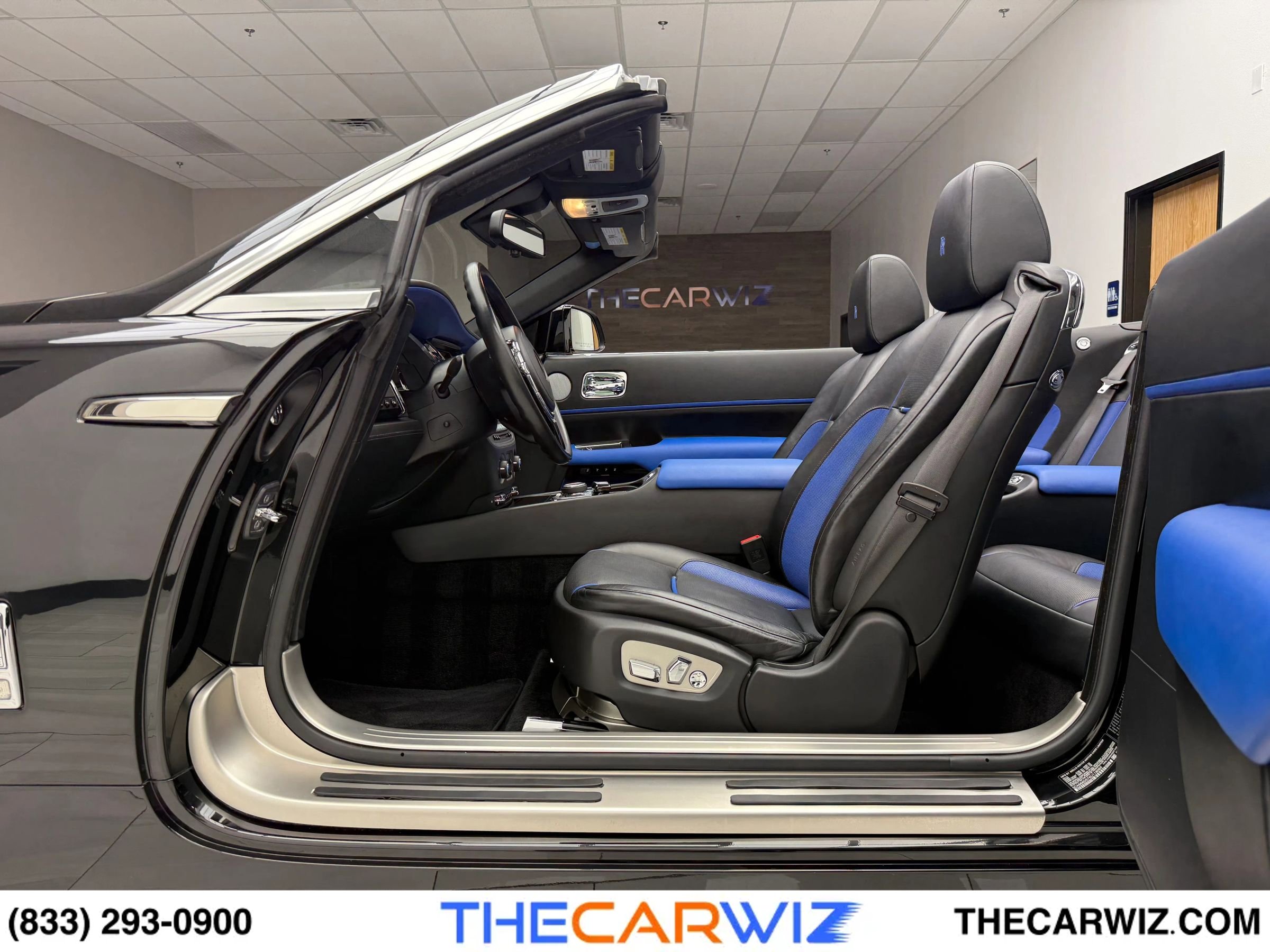 Used 2019 Rolls-Royce Dawn image 33