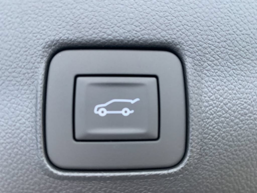 New 2025 Chevrolet TrailBlazer LT w/ Convenience Package FWD image 10
