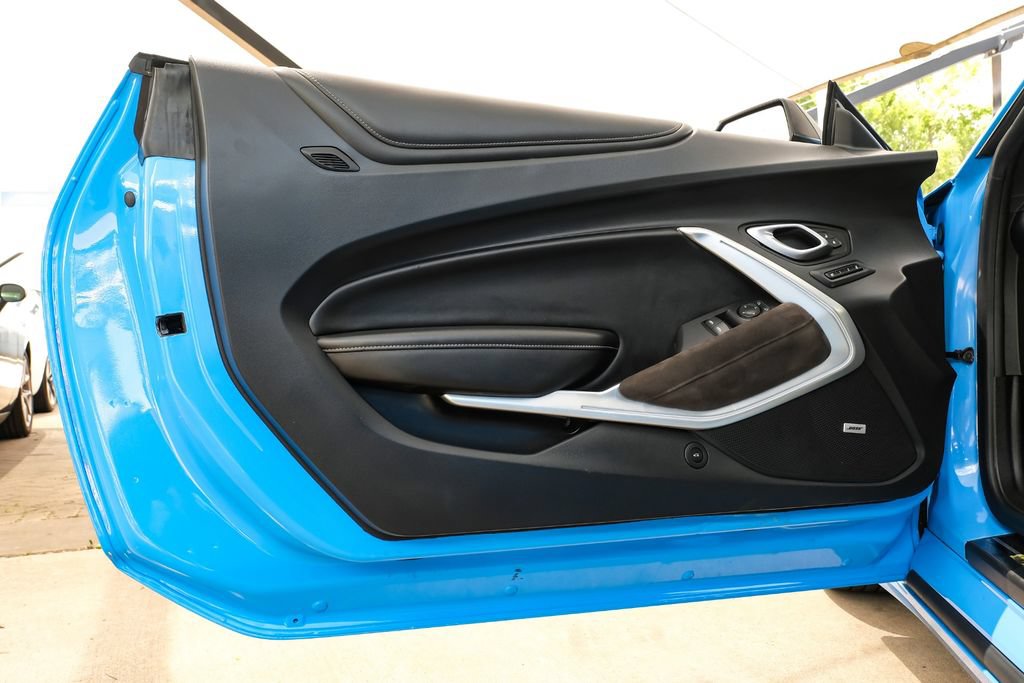 Used 2023 Chevrolet Camaro SS RWD image 46