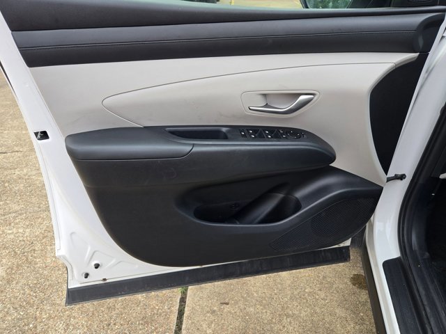 Used 2025 Hyundai Tucson SEL FWD image 11