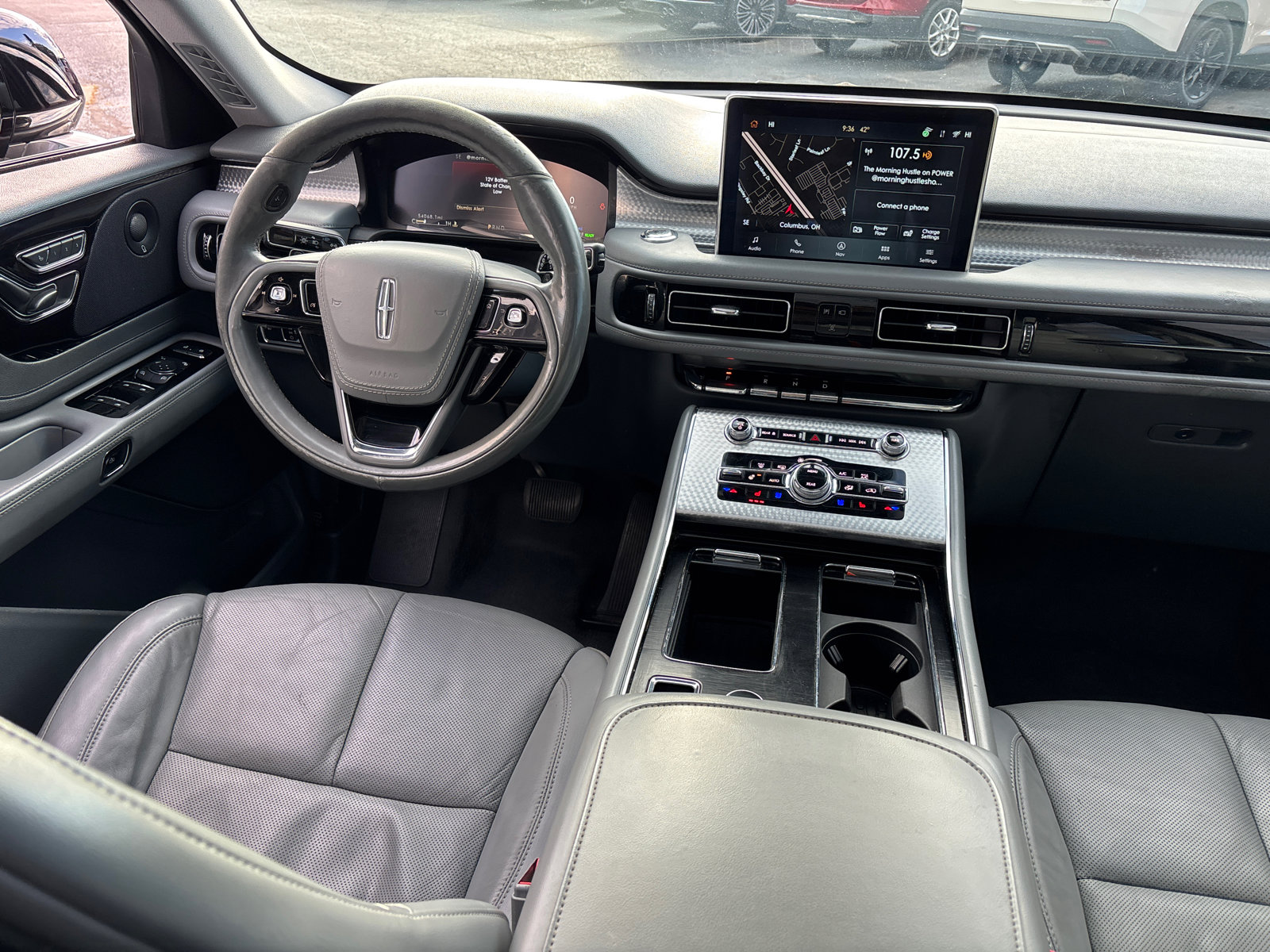 Used 2021 Lincoln Aviator Grand Touring w/ Elements Package Plus image 32