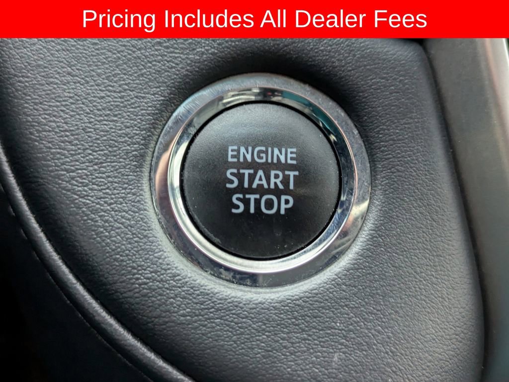 Used 2019 Toyota Land Cruiser AWD/4WD image 31