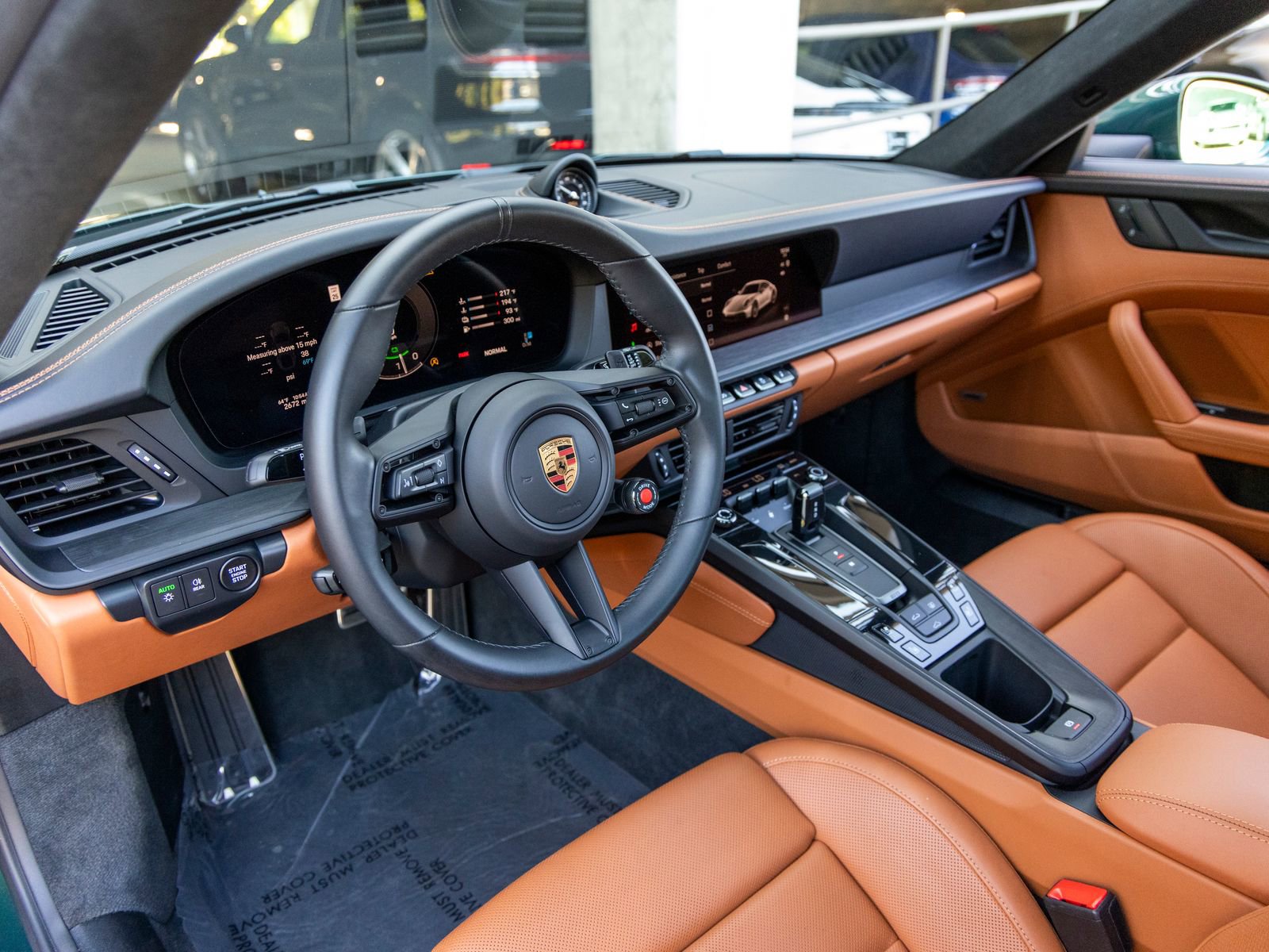 Certified 2025 Porsche 911 Carrera GTS RWD image 4