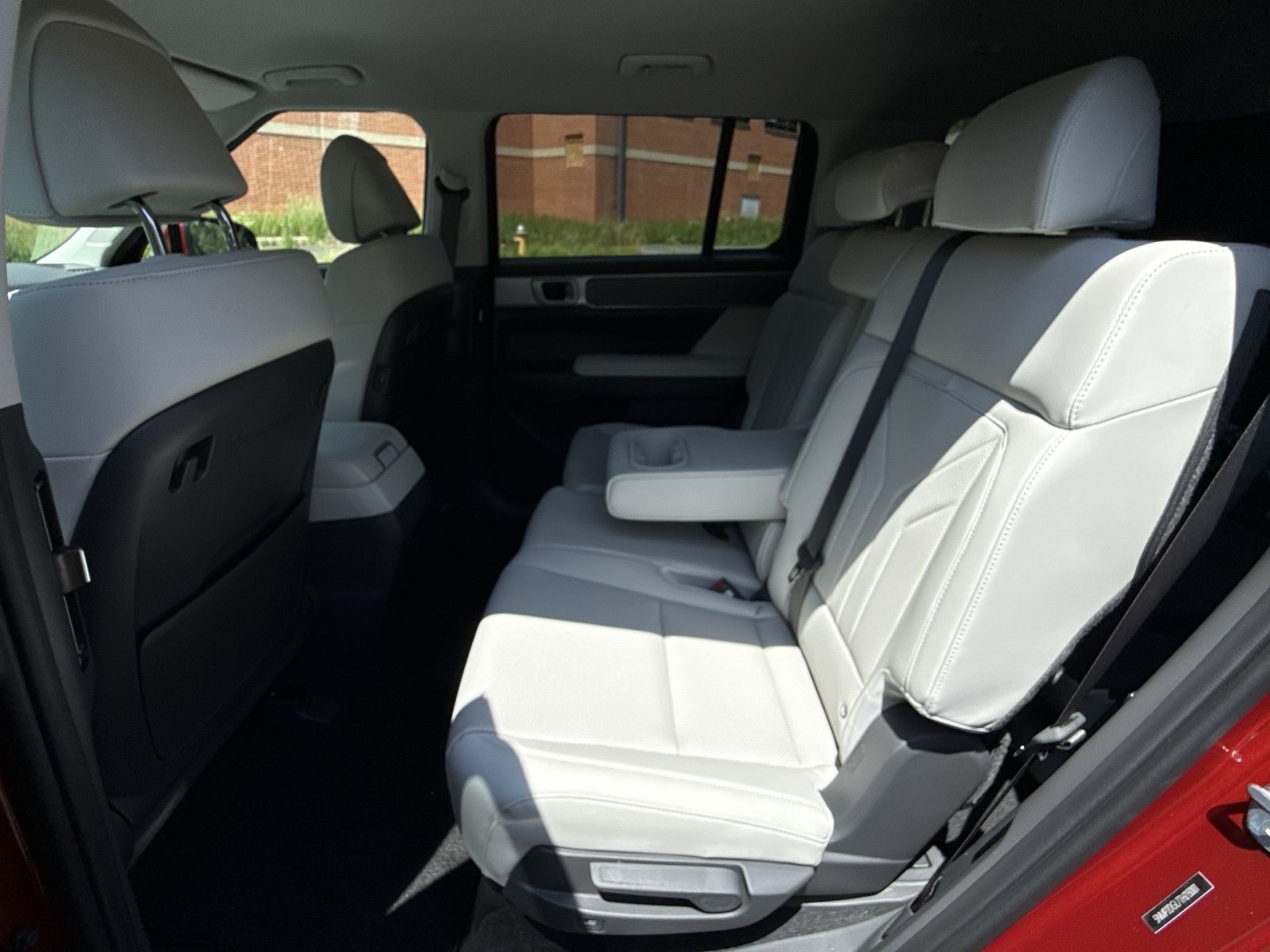 New 2026 Hyundai Santa Fe SEL w/ Tow & Go Package AWD/4WD image 25
