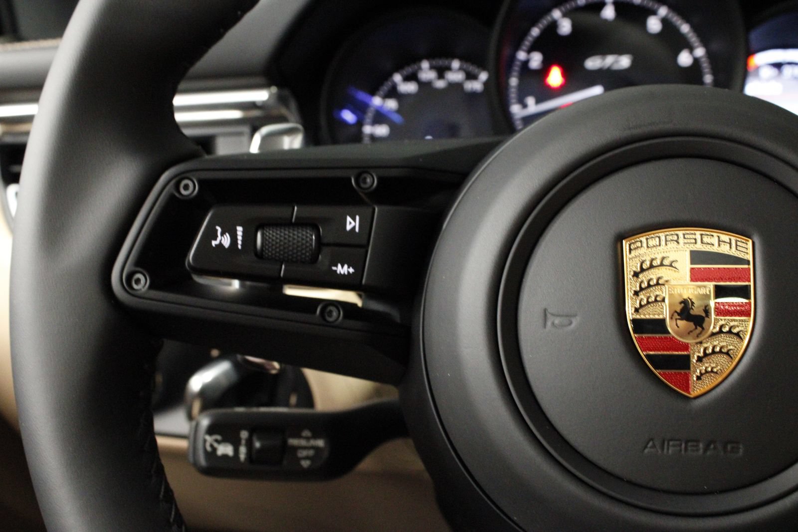 New 2026 Porsche Macan GTS AWD/4WD image 29