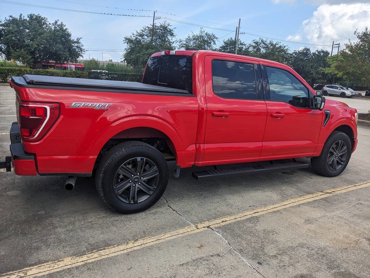 Used 2022 Ford F150 XLT w/ Equipment Group 302A High image 9