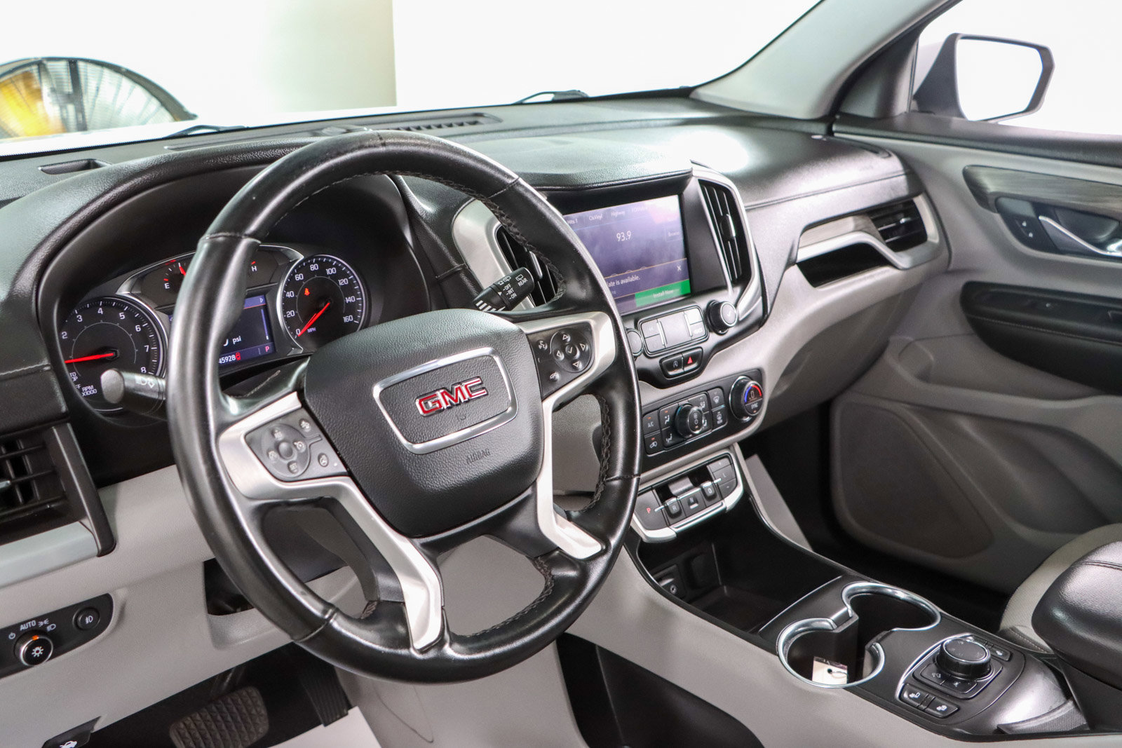 Used 2023 GMC Terrain SLT AWD/4WD image 22