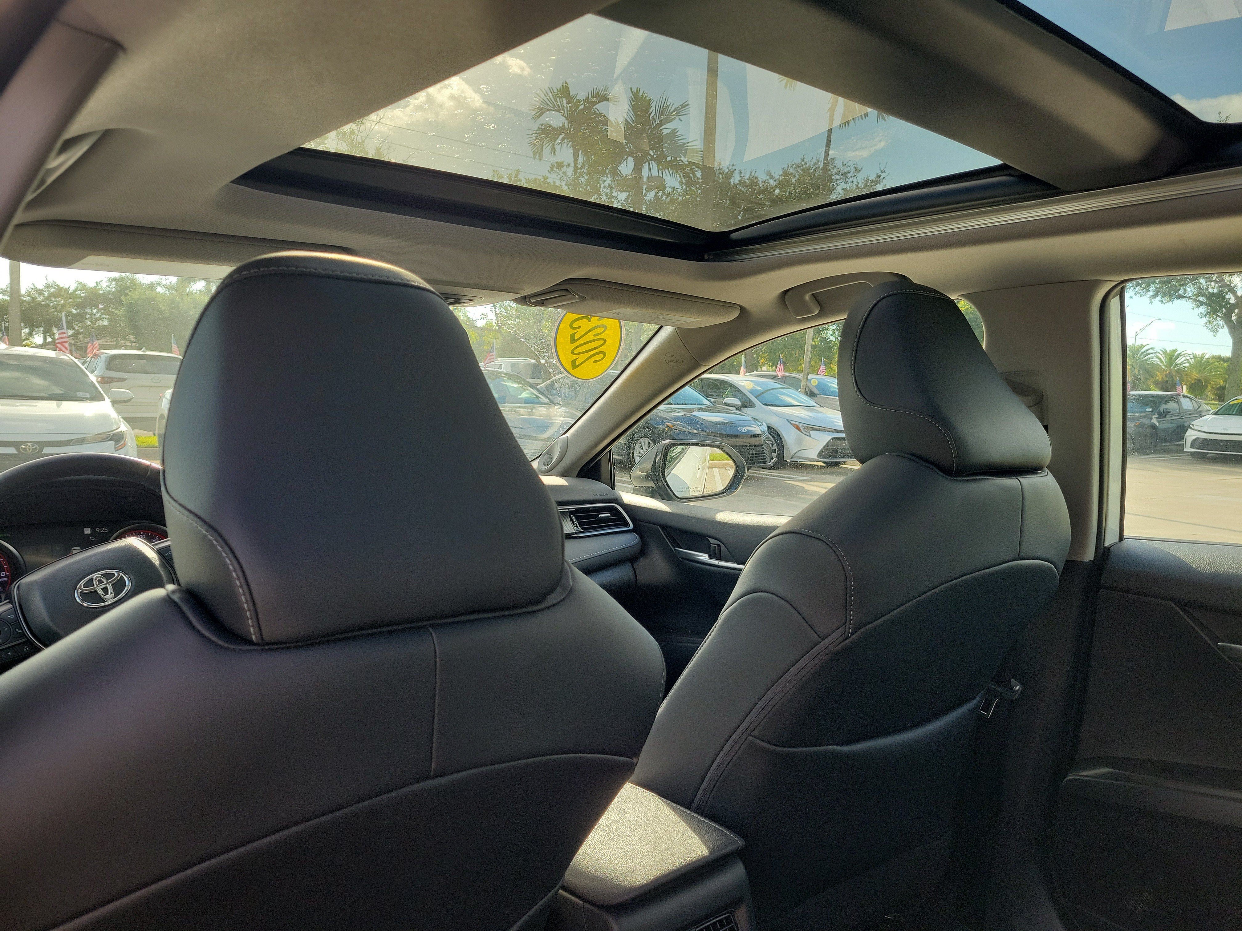 Used 2023 Toyota Camry XSE w/ Navigation Package FWD image 14