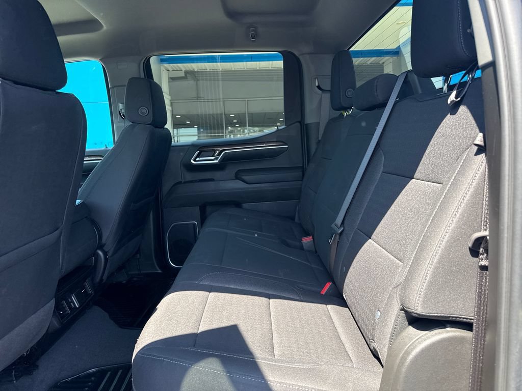 Used 2024 Chevrolet Silverado 1500 LT AWD/4WD image 29