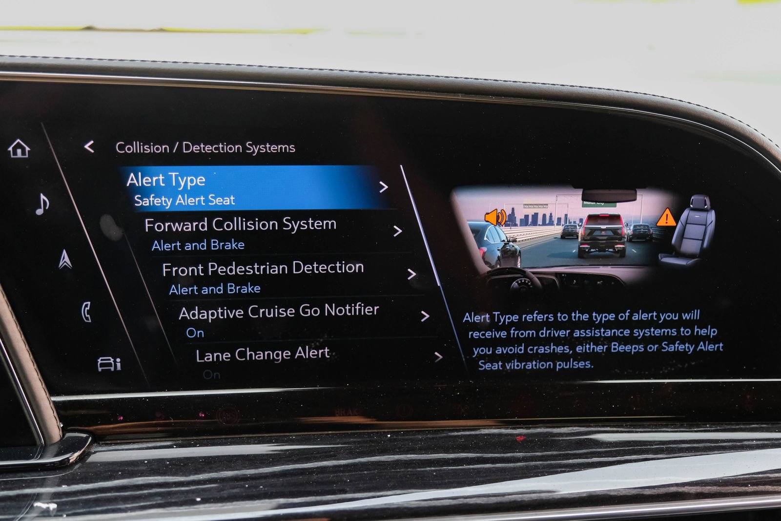 Used 2021 Cadillac Escalade Sport w/ Driver Assist Tech Package image 40