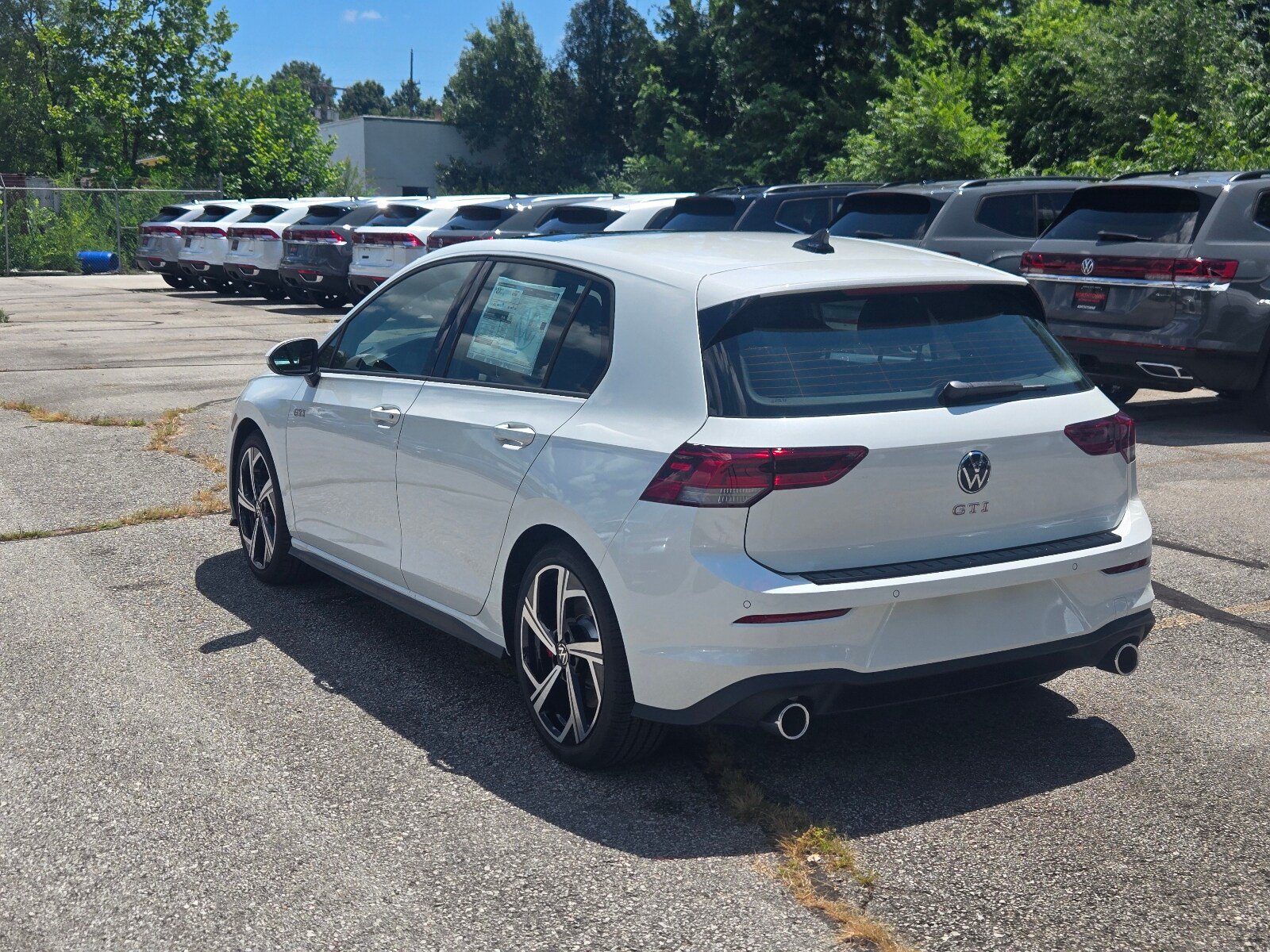 New 2026 Volkswagen GTI SE FWD image 3