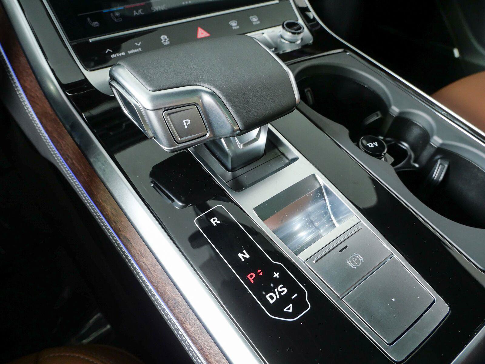 Used 2026 Audi Q7 Premium Plus AWD/4WD image 18