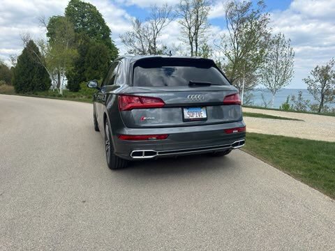 Used 2018 Audi SQ5 Prestige w/ Prestige Package AWD/4WD image 3