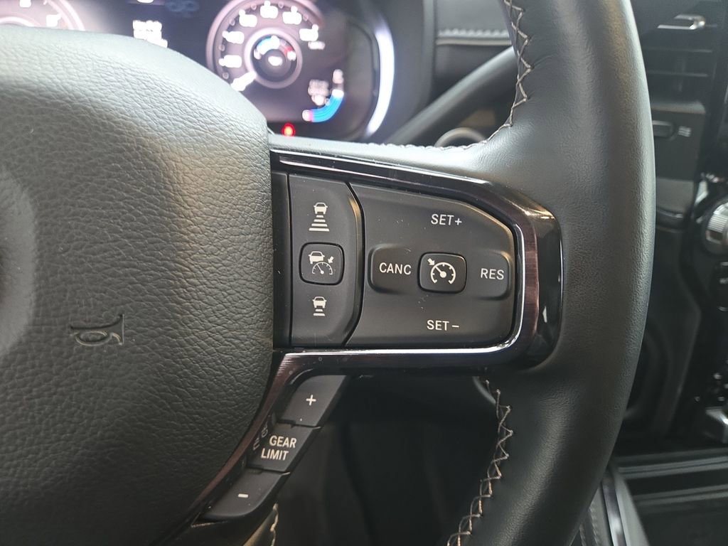 Used 2023 RAM 3500 Limited image 20