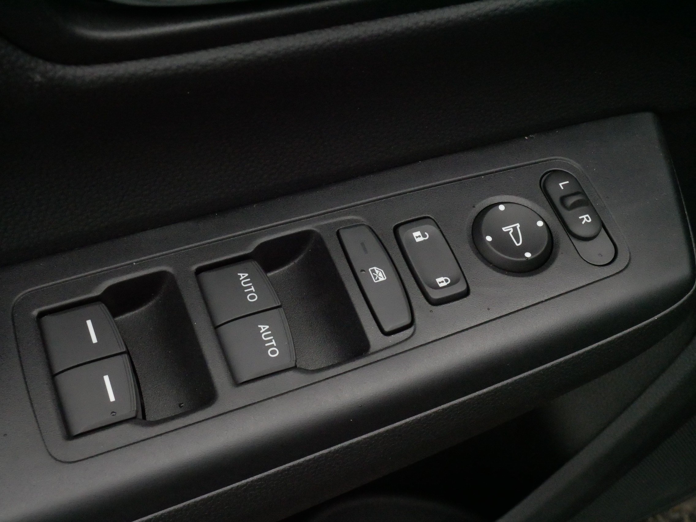 Certified 2026 Honda CR-V EX image 19