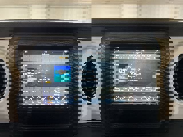 Used 2021 Jeep Wrangler Sport image 13