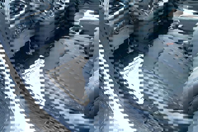 New 2026 Chrysler Pacifica Select image 25