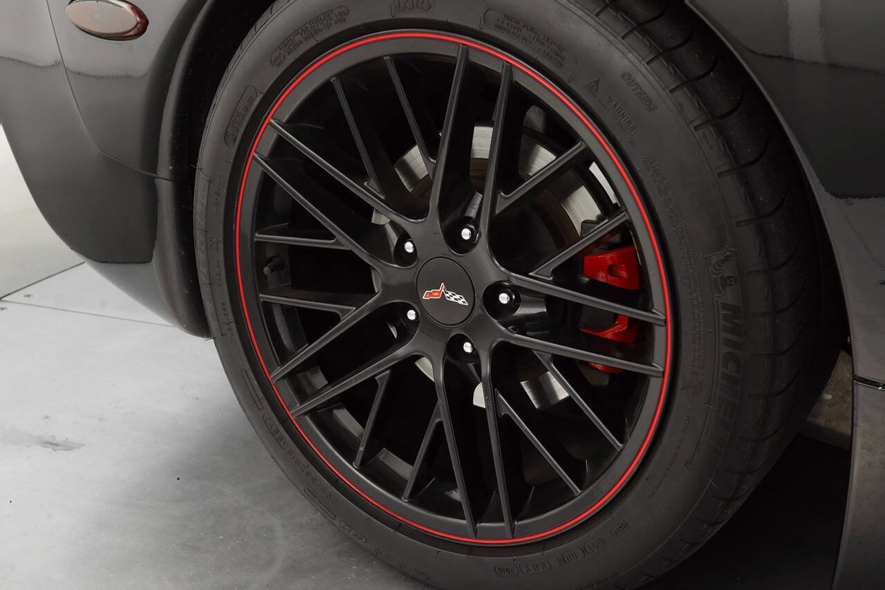 Used 2002 Chevrolet Corvette Z06 RWD image 35
