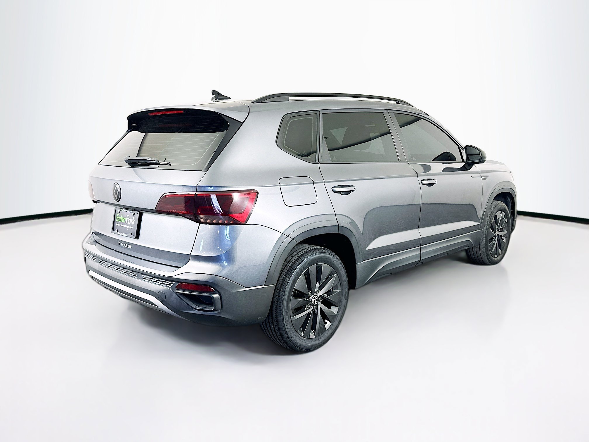 Used 2023 Volkswagen Taos S FWD image 9