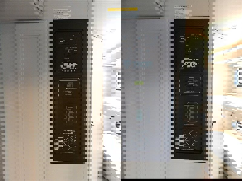 Used 2022 Ford E-450 and Econoline 450 Super Duty w/ Motorhome Prep Package image 41