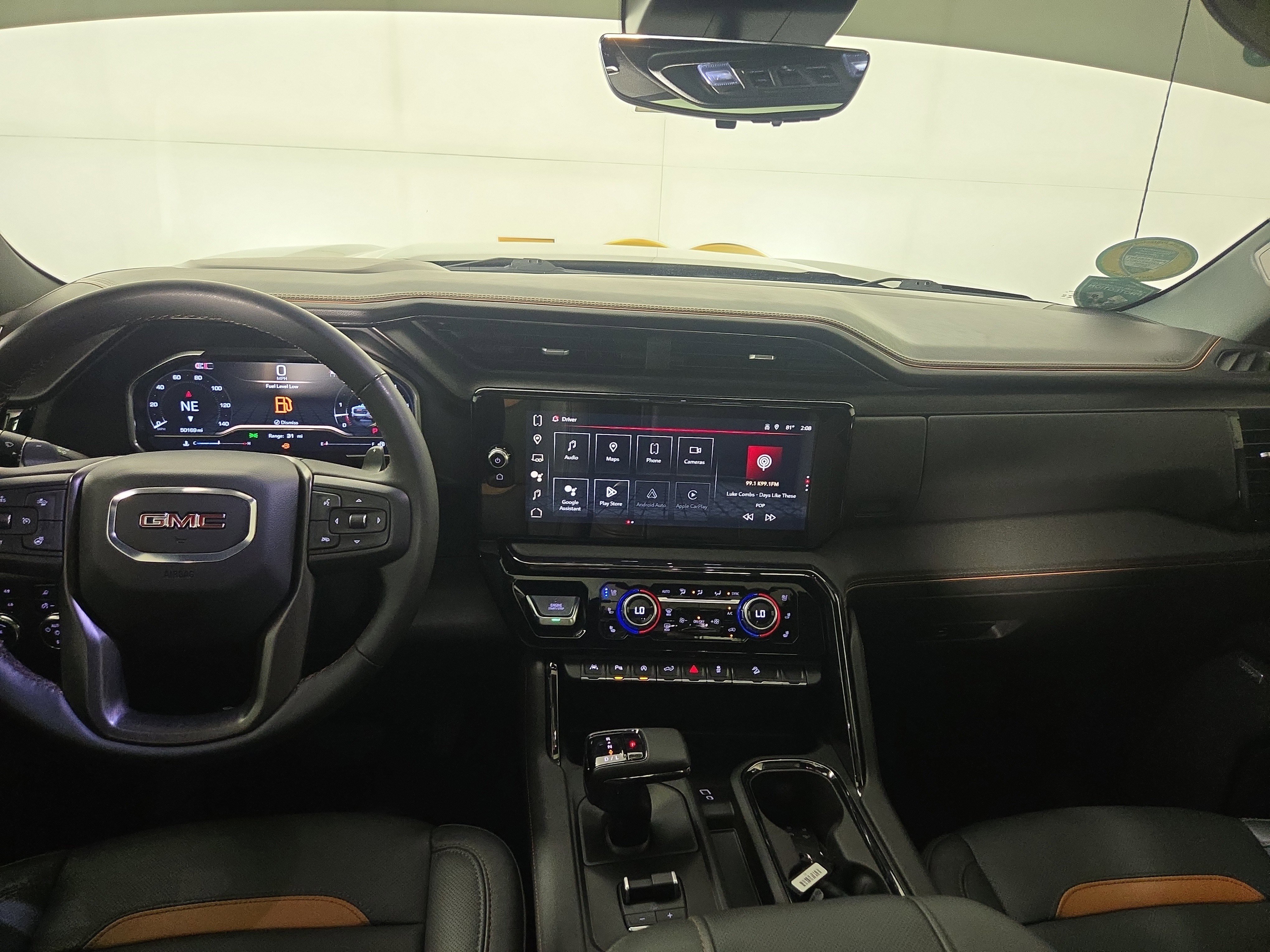 Certified 2024 GMC Sierra 1500 AT4 w/ Technology Package AWD/4WD image 13