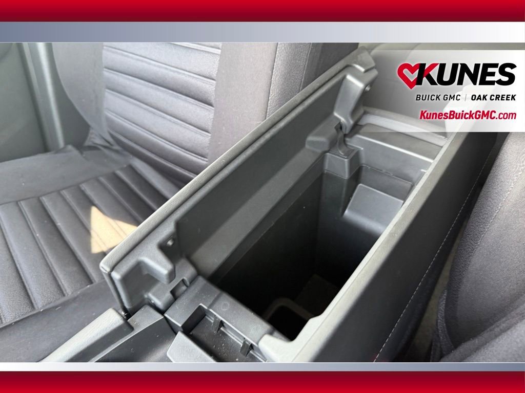 Used 2023 Nissan Rogue S AWD/4WD image 18