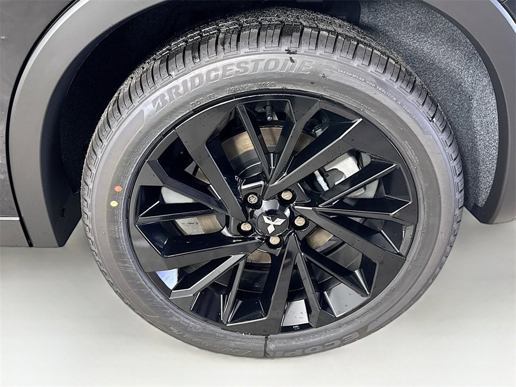 New 2025 Mitsubishi Outlander SEL Black Edition image 32