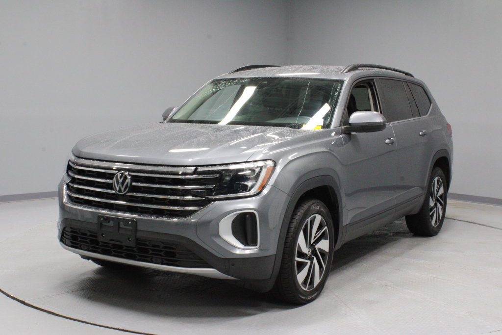 Used 2024 Volkswagen Atlas SE AWD/4WD image 8