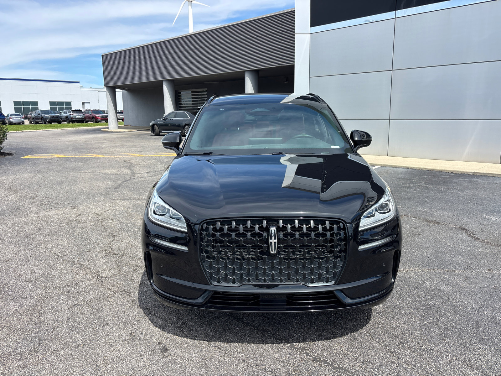 Certified 2023 Lincoln Corsair Reserve w/ Equipment Group 201A AWD/4WD image 2