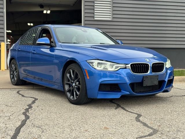 Used 2017 BMW 340i Sedan RWD image 2