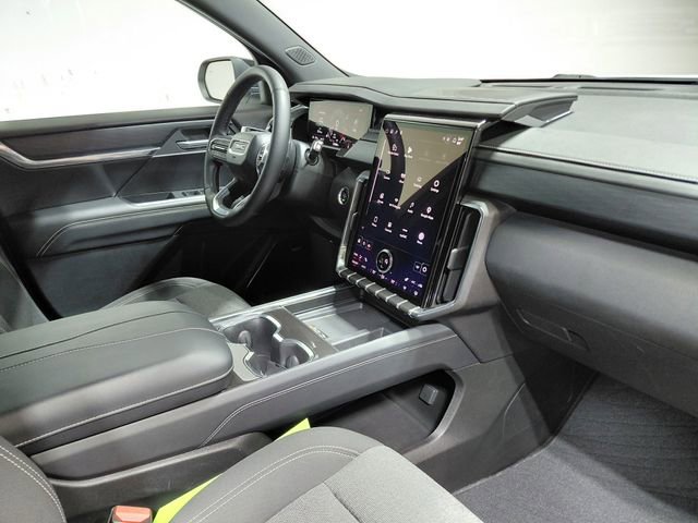 Used 2025 GMC Acadia Elevation AWD/4WD image 28