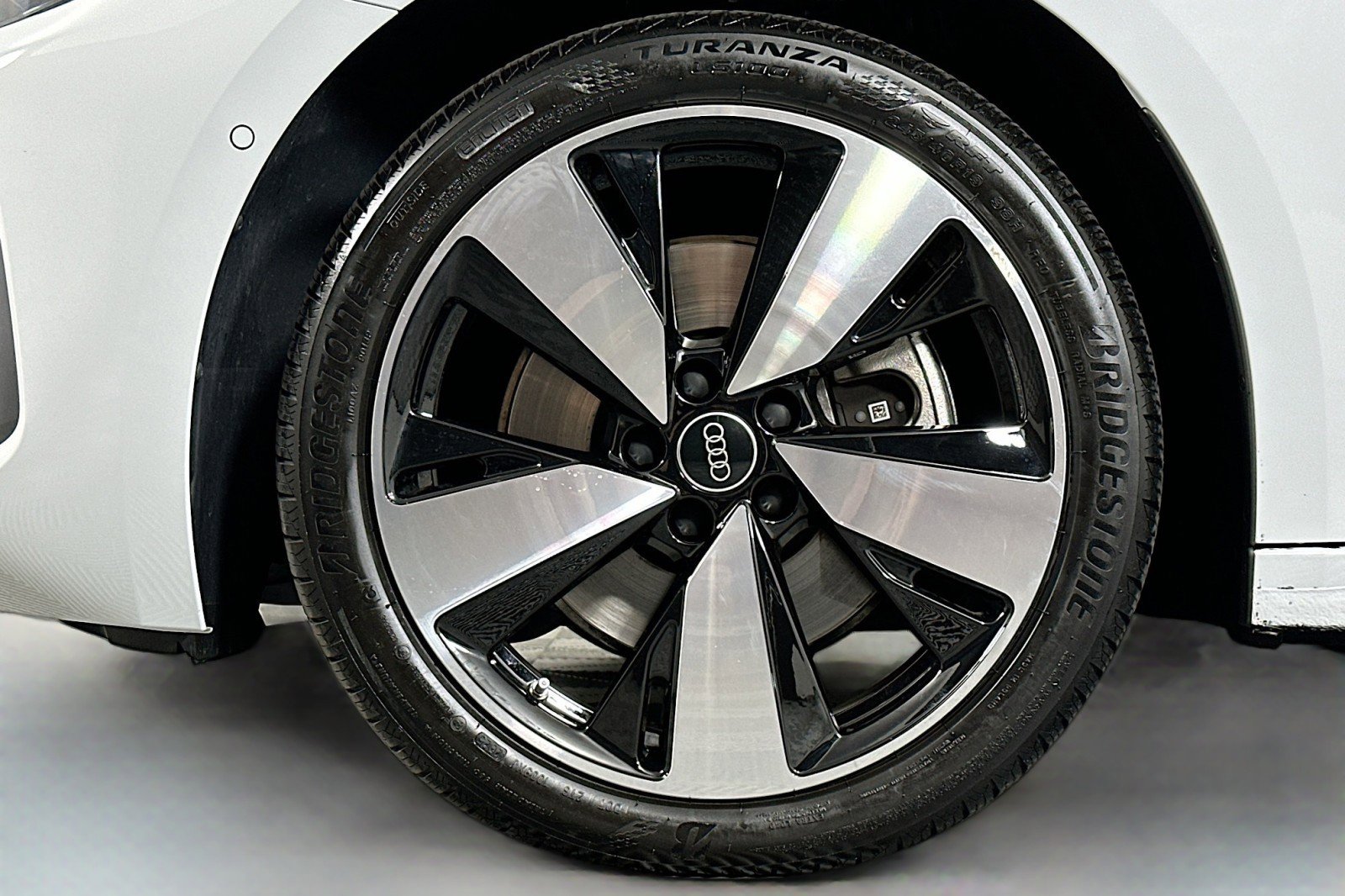 Used 2025 Audi A5 2.0T Premium Plus w/ Premium Plus AWD/4WD image 11