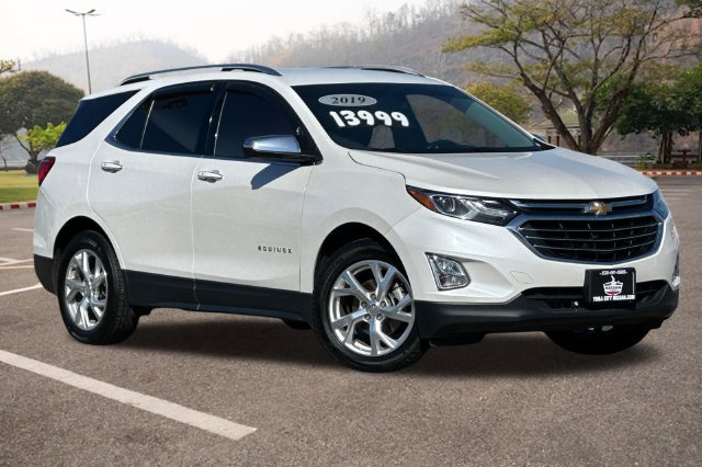 Used 2019 Chevrolet Equinox Premier AWD/4WD image 2