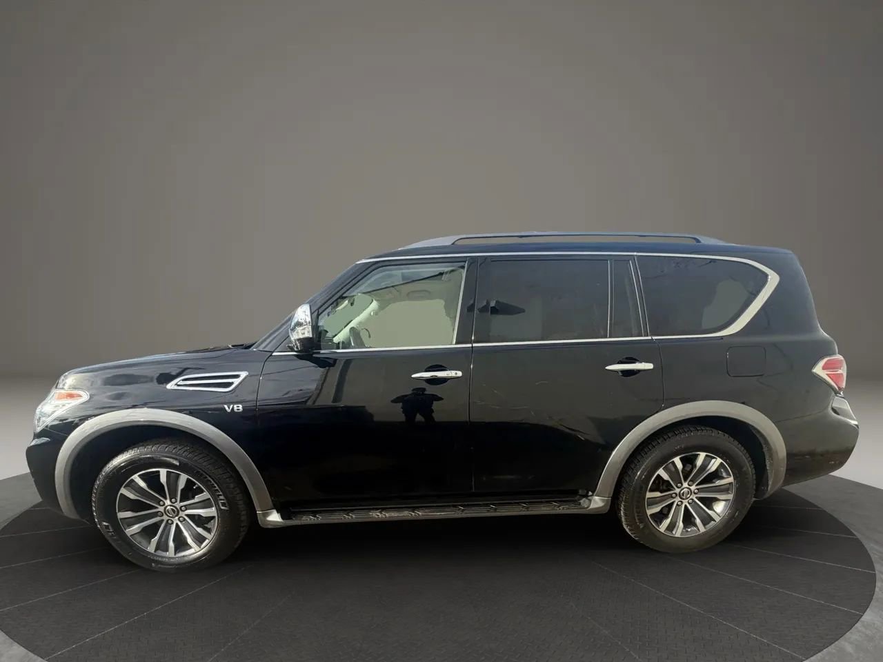 Used 2018 Nissan Armada SL w/ Premium Package image 8