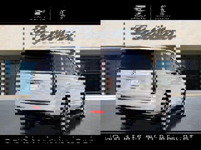 Used 2021 Cadillac Escalade Premium Luxury w/ Performance Package image 3