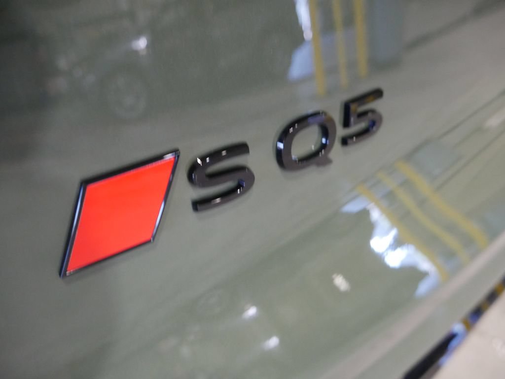 New 2026 Audi SQ5 Premium Plus AWD/4WD image 9