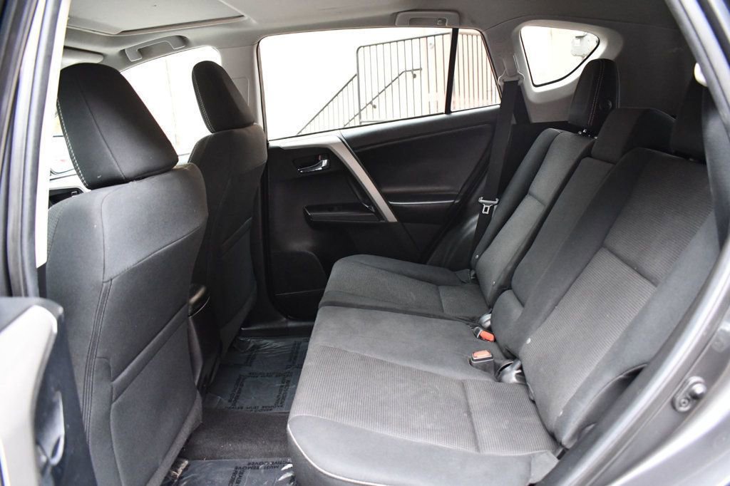 Used 2018 Toyota RAV4 XLE w/ Plus Extra Value Package image 27