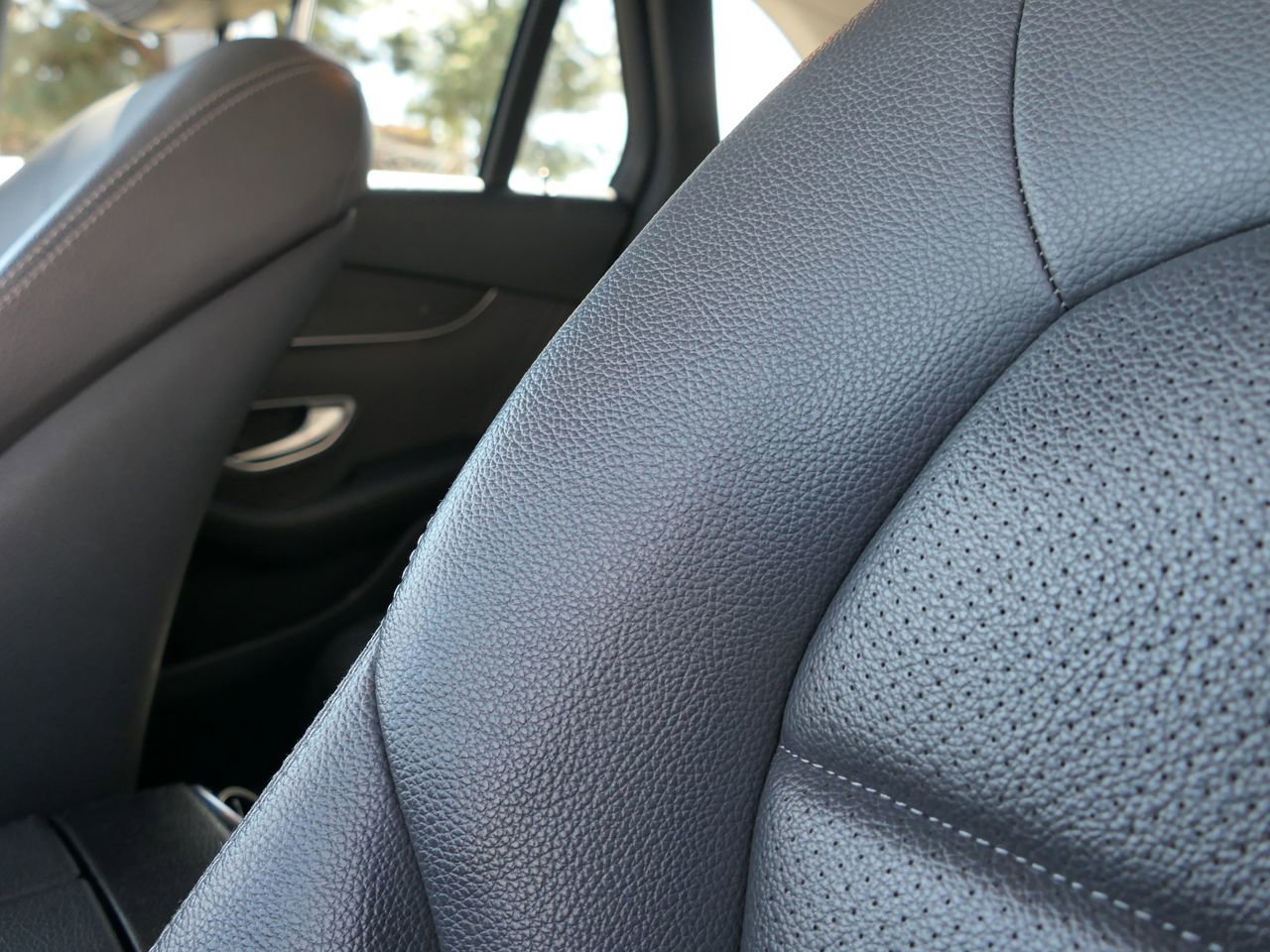 Used 2022 Mercedes-Benz GLC 300 image 18