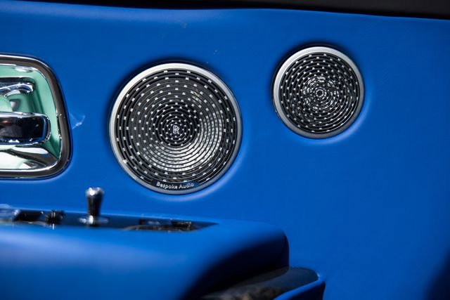 Used 2022 Rolls-Royce Cullinan Black Badge image 18