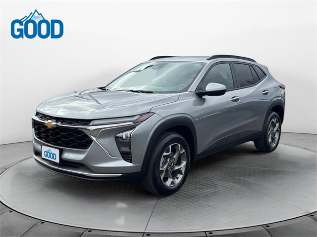 Used 2025 Chevrolet Trax LT w/ Driver Confidence Package