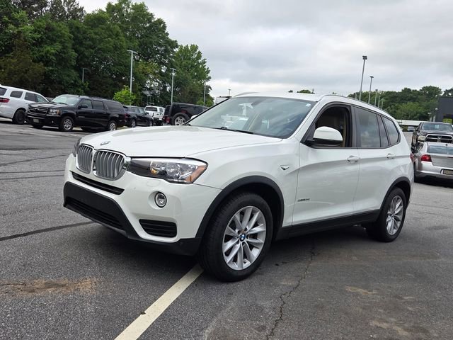 Used 2017 BMW X3 sDrive28i RWD image 3