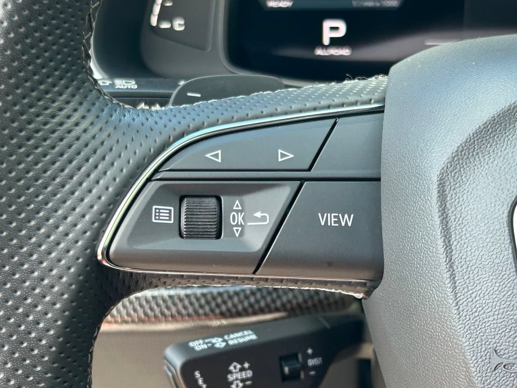 Used 2023 Audi SQ8 Prestige AWD/4WD image 22