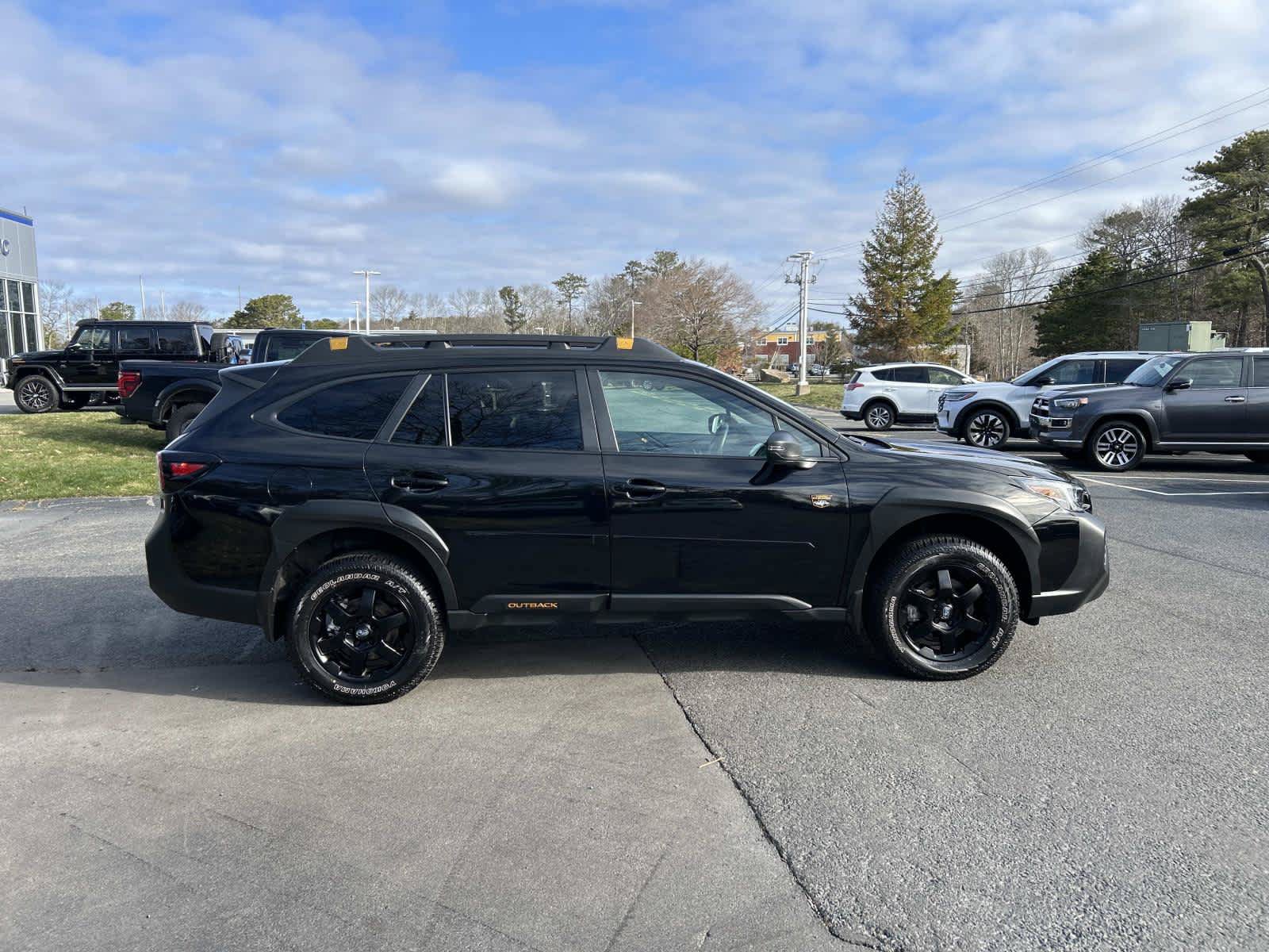 Used 2025 Subaru Outback Wilderness AWD/4WD image 2