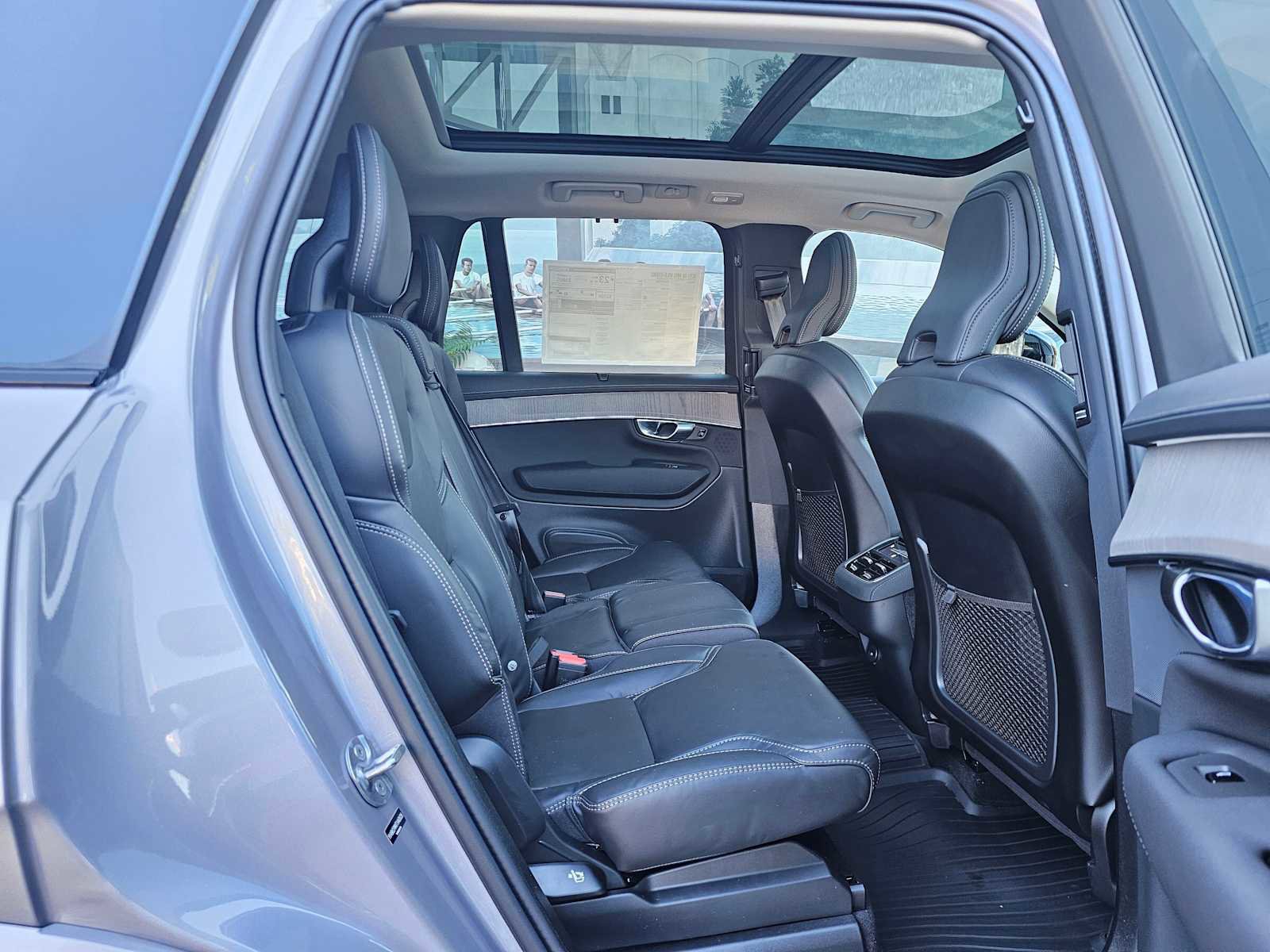 New 2026 Volvo XC90 B6 Ultra w/ Protection Package image 12