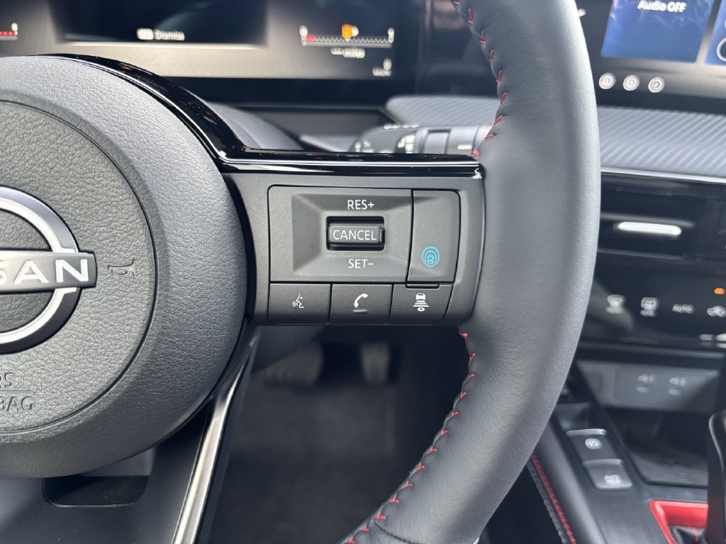 New 2027 Nissan Kicks SR w/ SR Premium Package AWD/4WD image 15