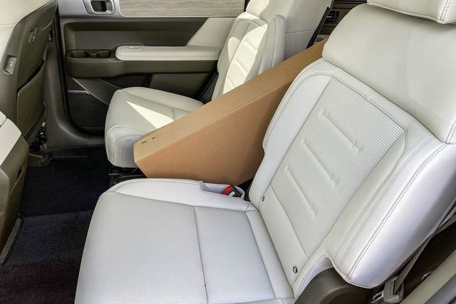 New 2025 Hyundai Santa Fe Calligraphy image 18